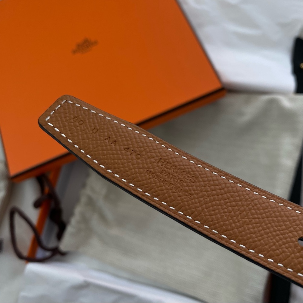 SOLD! 2024 NIB Hermes Constance 24 Belt in Noir/Gold with Gold HW - Picture 5 of 8